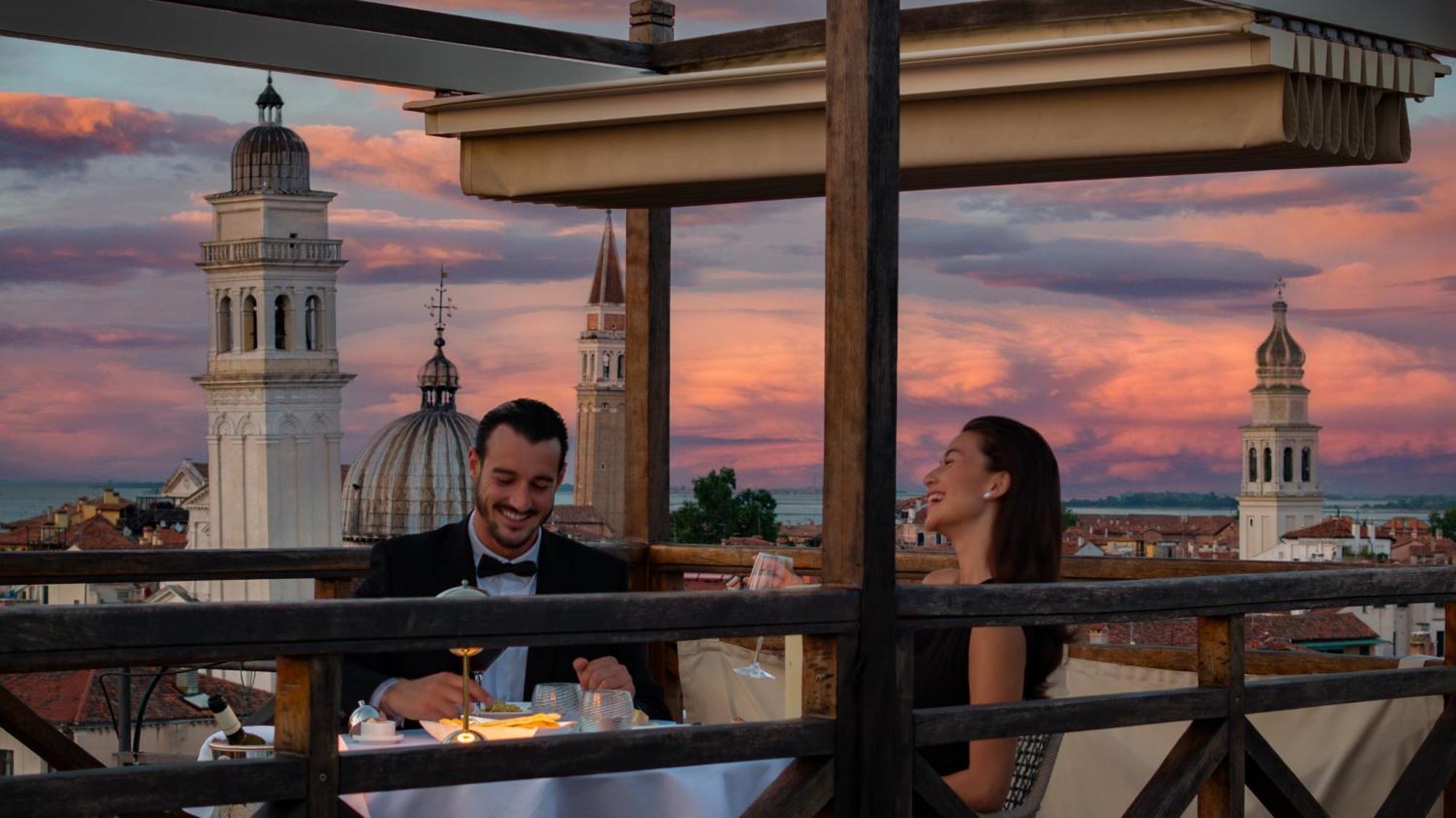 Londra Palace Venezia المظهر الخارجي الصورة