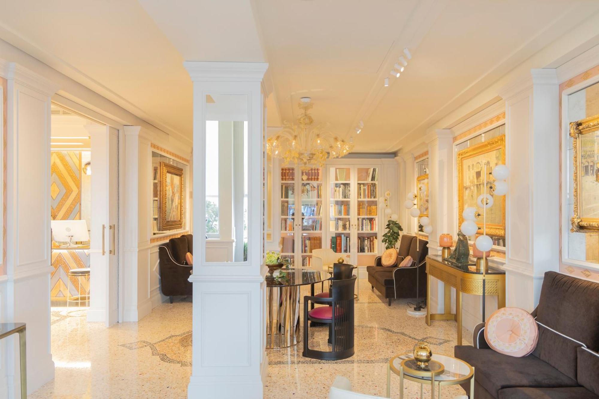 Londra Palace Venezia المظهر الخارجي الصورة