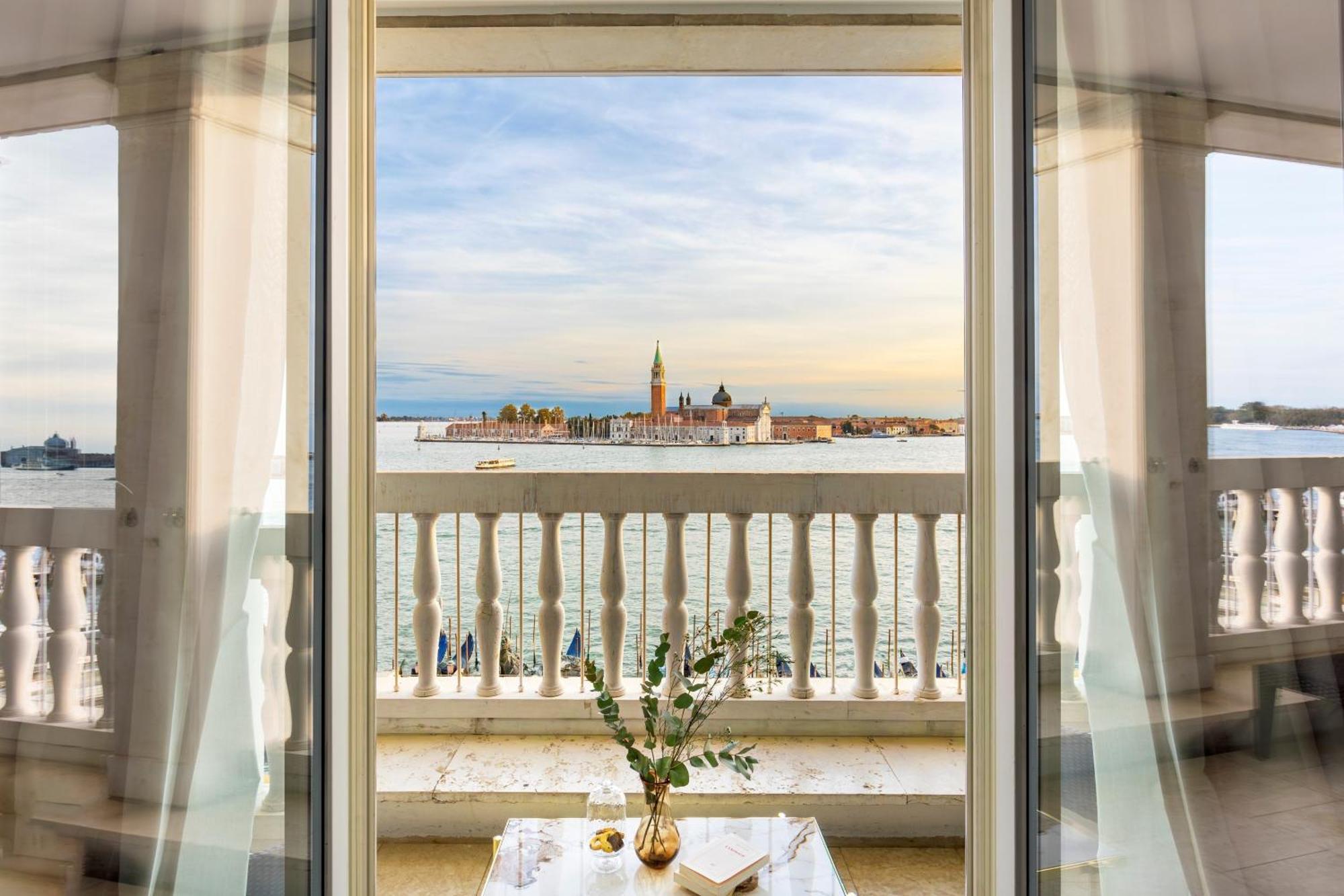 Londra Palace Venezia المظهر الخارجي الصورة