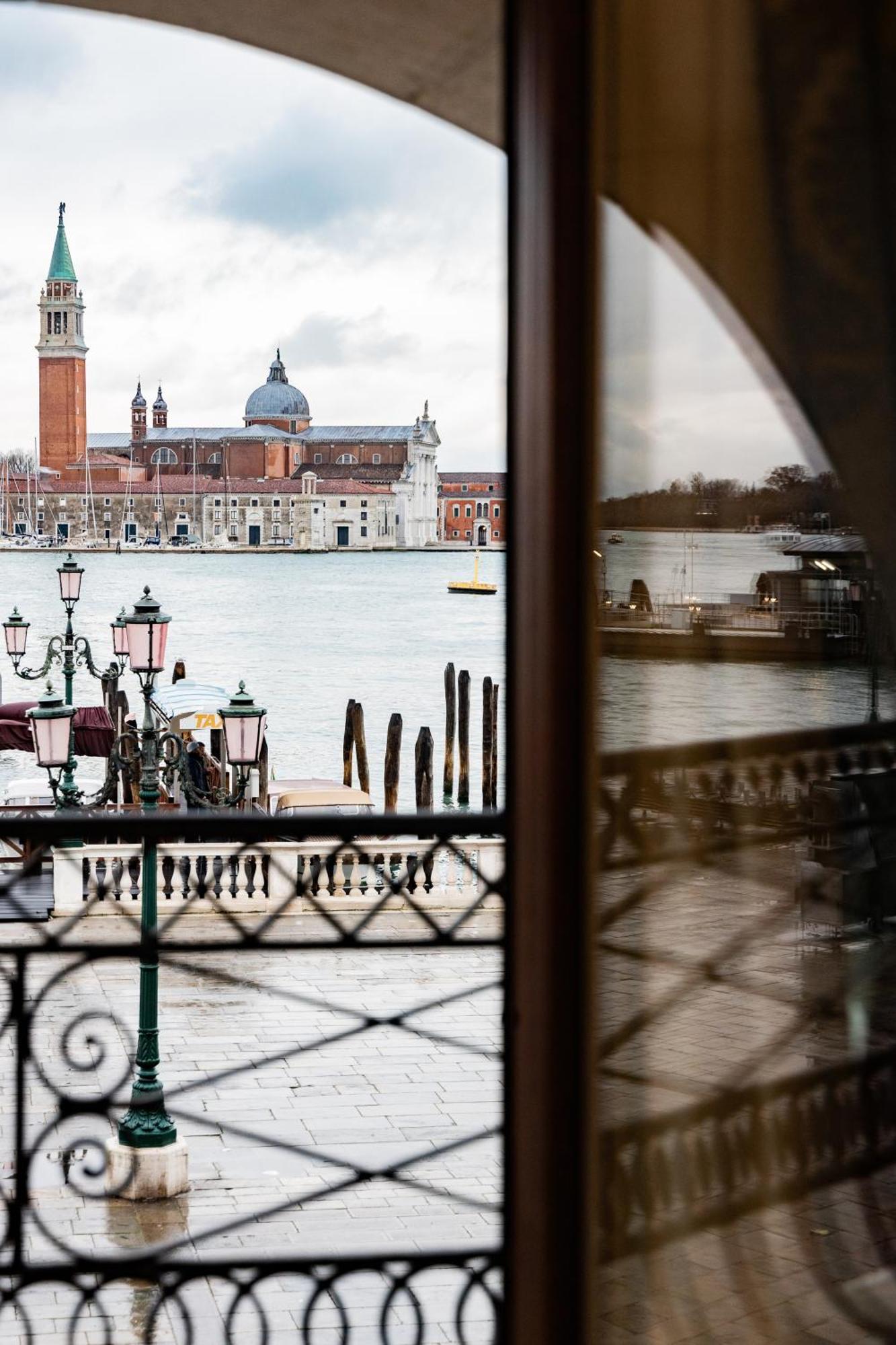 Londra Palace Venezia المظهر الخارجي الصورة