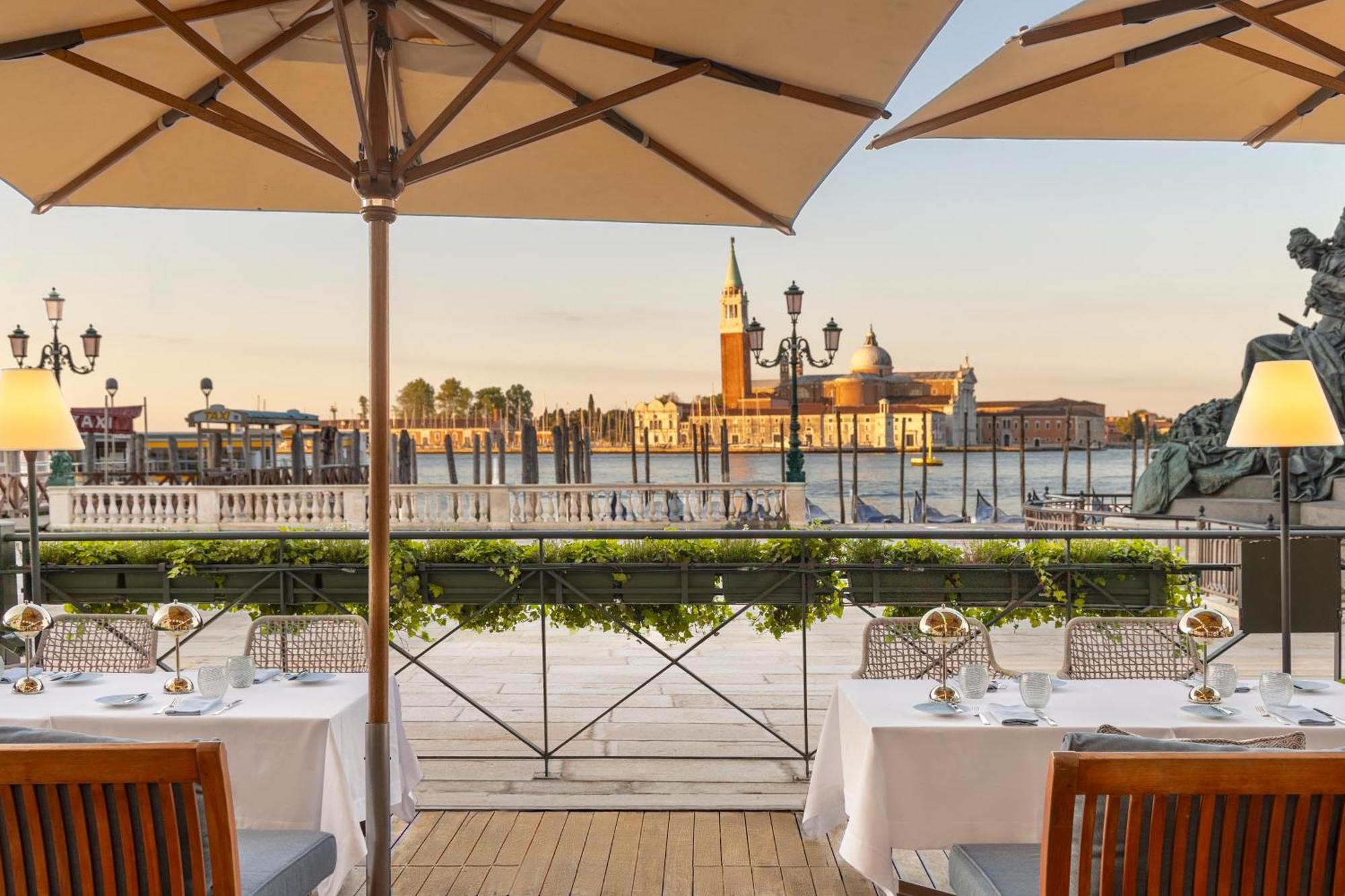 Londra Palace Venezia المظهر الخارجي الصورة