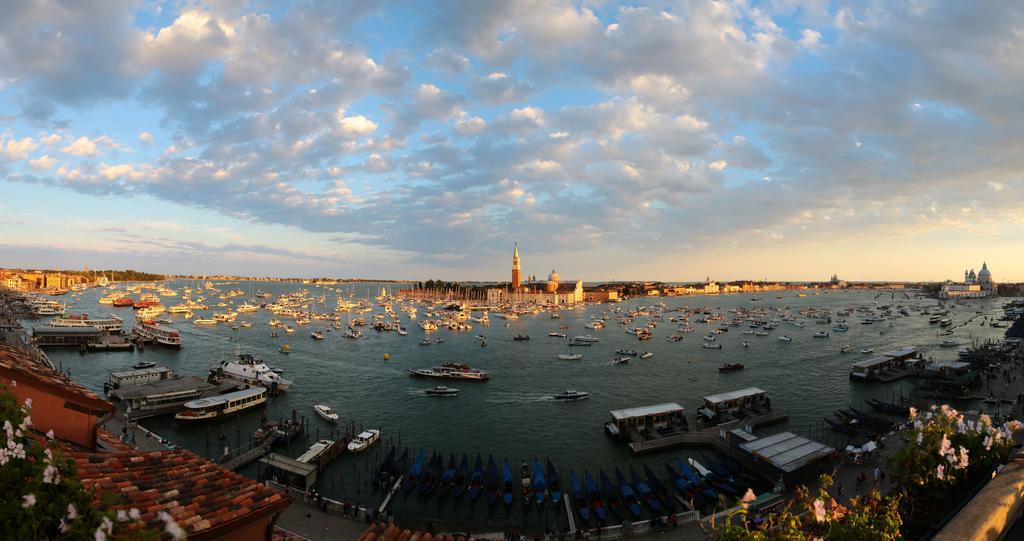 Londra Palace Venezia المظهر الخارجي الصورة